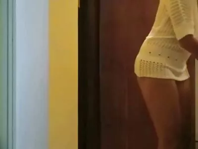 POV मधील बडी चित्रपट चांगल्या दिसणाऱ्या गोरा ट्रायक्सी स्टार सोबत आहेत