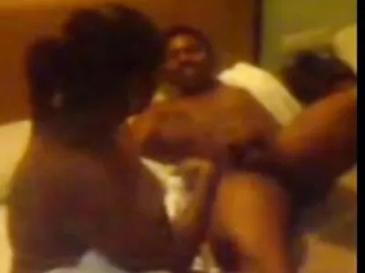 परिपूर्ण पुसी किशोर स्टूनर घेते हार्ड dicking मध्ये POV