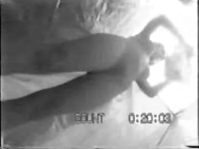 मुलीला लैंगिक सुख अनुभवते बेडवर सावत्र आईचे आभार
